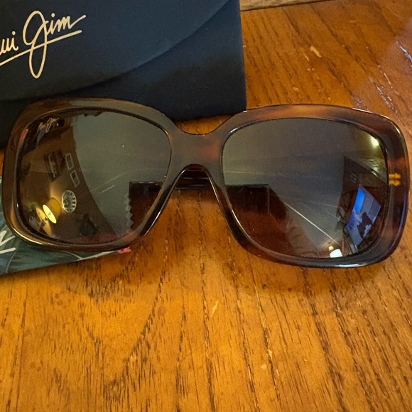 Maui Jim Lani MJ-239-10K Koa Tortoise Polarized Sunglasses 55.5-17 135 w/ Case - Picture 4 of 15
